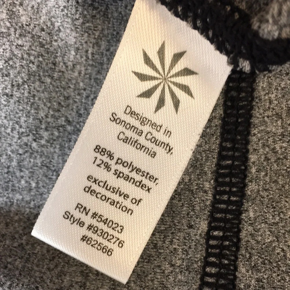 Athleta Heather Gray Ruched Half Zip Long Sleeve Tee Womens Large Running - Picture 13 of 14